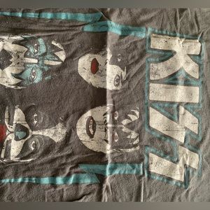 KISS band t shirt